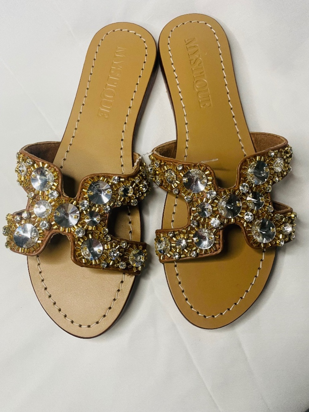 MYSTIQUE BOUTIQUE Women sandals